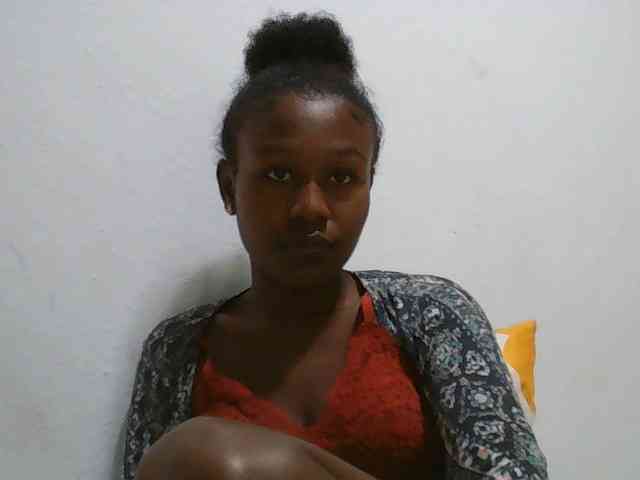 Zinah1 webcam