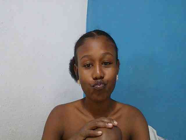 Zinah1 webcam