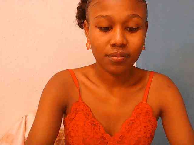 Zinah1 webcam