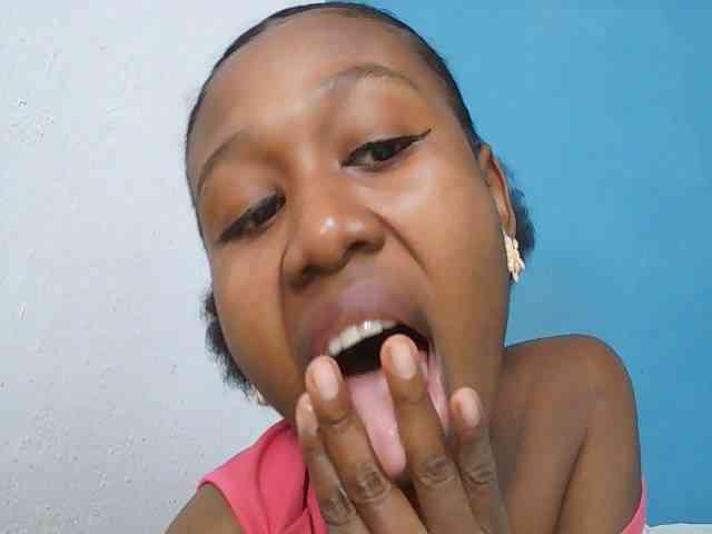 Zinah1 webcam