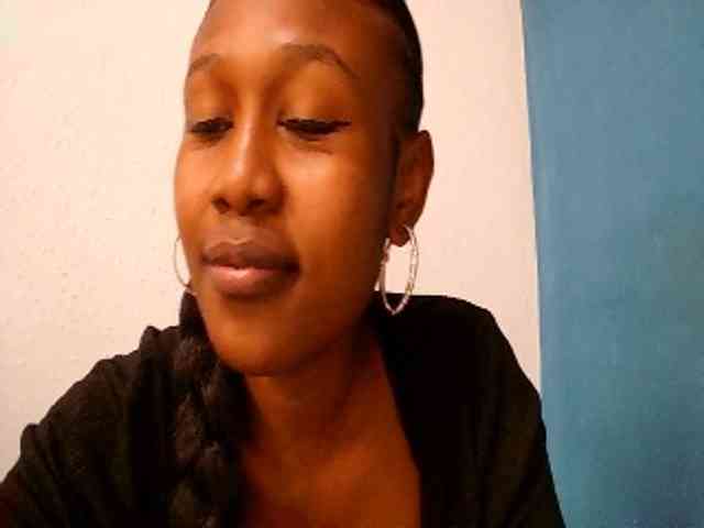 Zinah1 webcam