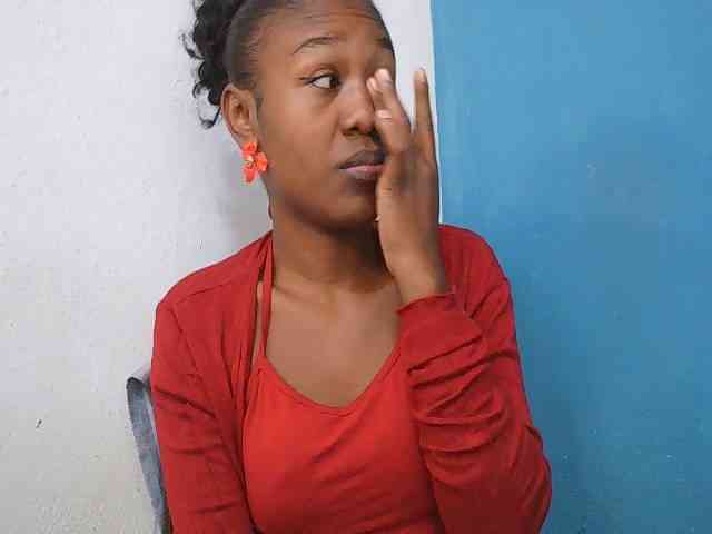 Zinah1 webcam