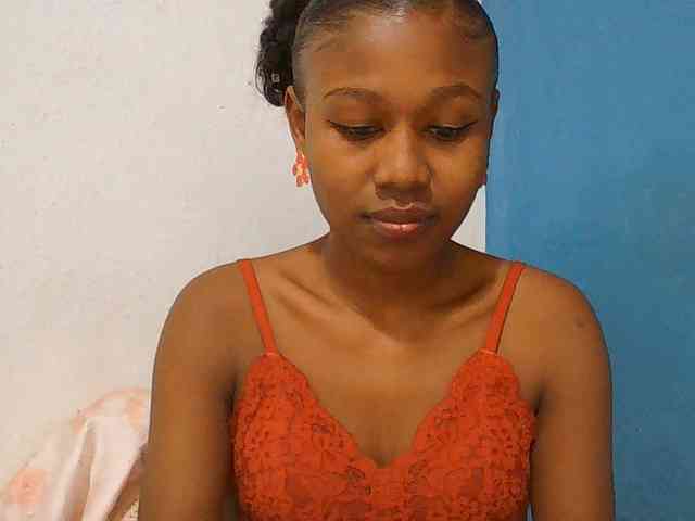 Zinah1 webcam