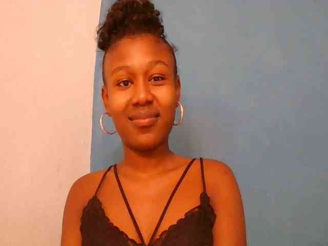 Zinah1 webcam