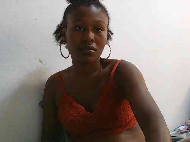 Zinah1 webcam