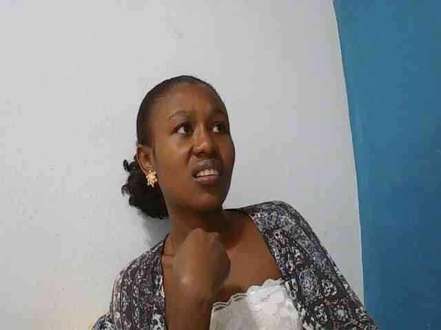 Modèle: Zinah1