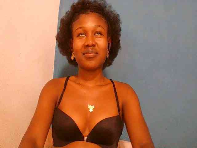 Zinah1 webcam