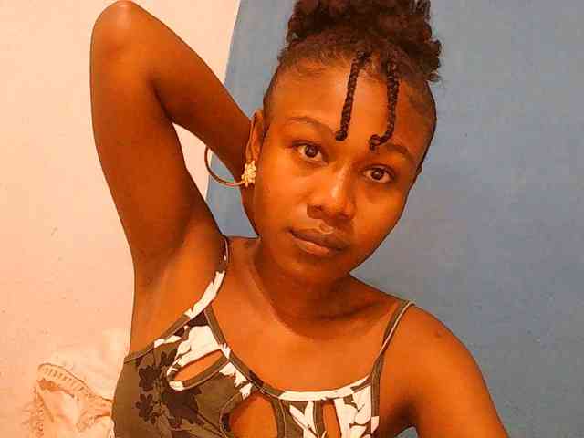 Zinah1 webcam