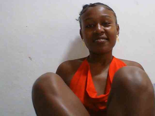 Zinah1 webcam