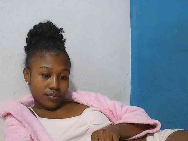 Zinah1 webcam