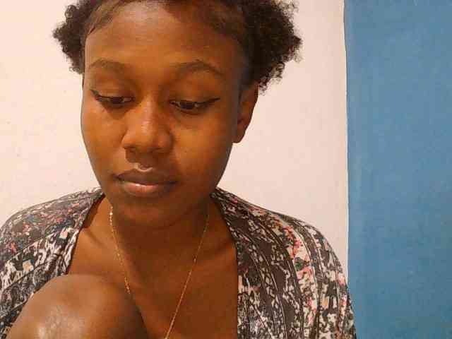 Zinah1 webcam