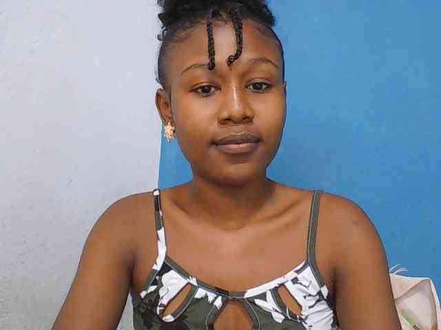 Zinah1 webcam