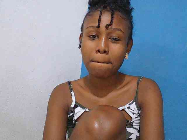 Zinah1 webcam