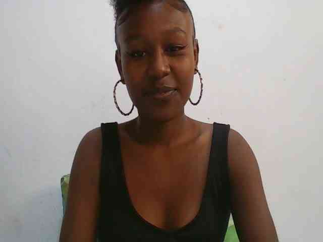 Modèle: Zinah1