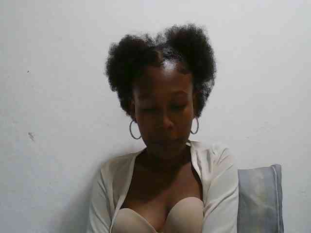 Zinah1 webcam