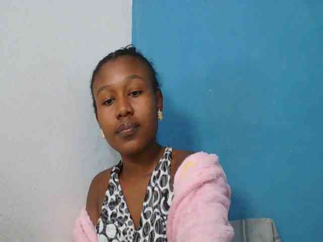 Zinah1 webcam