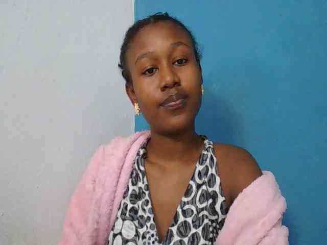 Zinah1 webcam