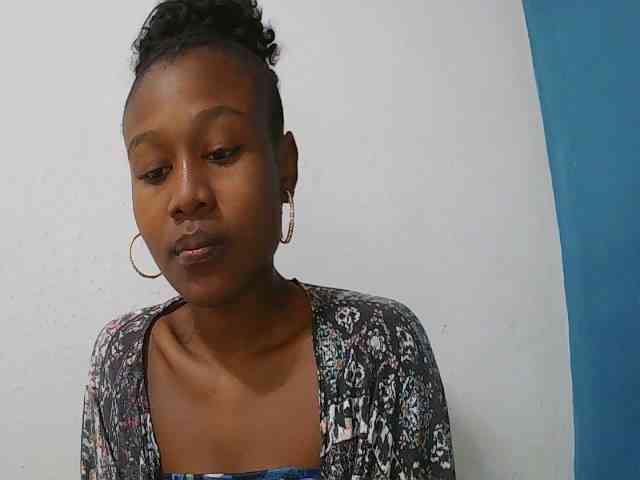 Zinah1 webcam