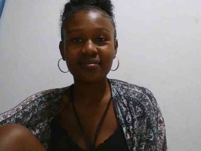 Zinah1 webcam