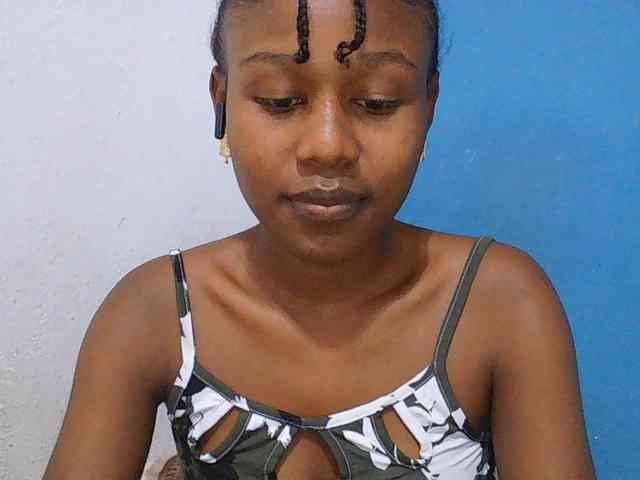 Zinah1 webcam