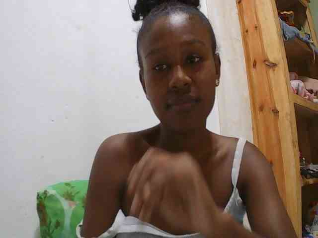 Zinah1 webcam