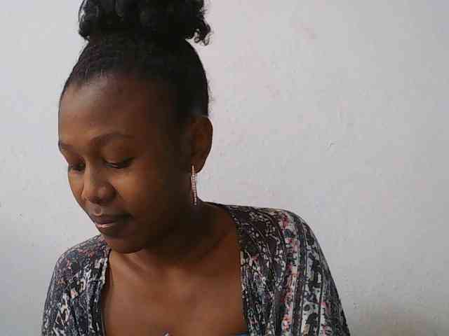 Modèle: Zinah1