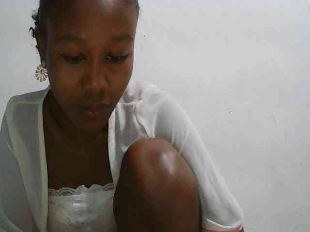 Zinah1 webcam