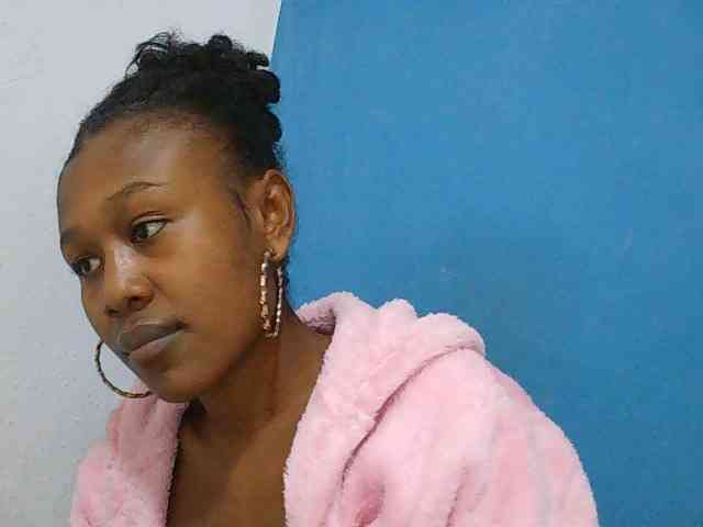 Zinah1 webcam