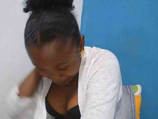 Zinah1 webcam