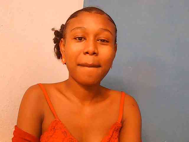 Zinah1 webcam