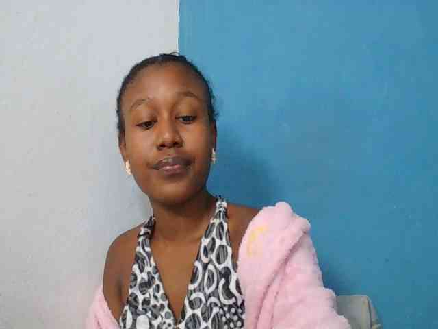 Zinah1 webcam