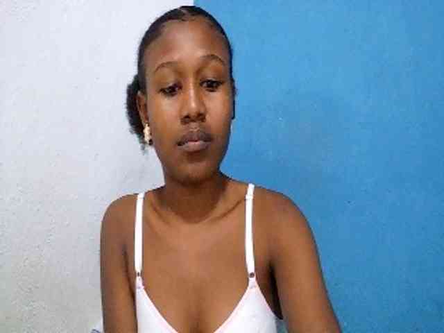 Zinah1 webcam