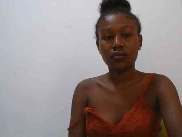 Zinah1 webcam