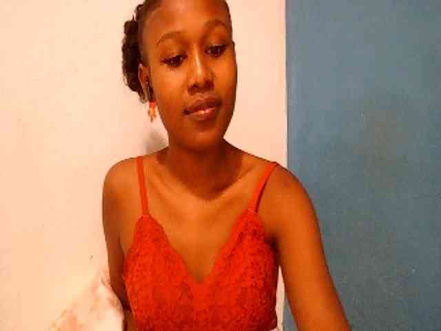 Zinah1 webcam