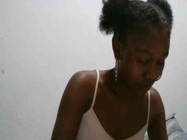 Zinah1 webcam