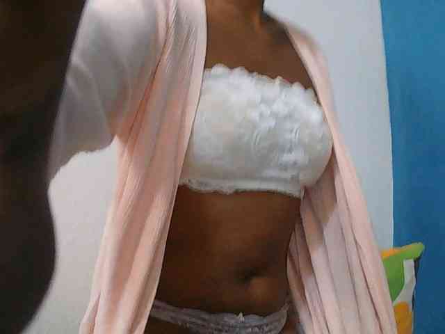 Zinah1 webcam