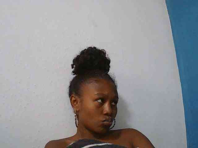 Zinah1 webcam