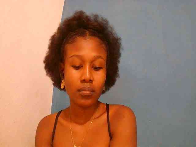 Zinah1 webcam