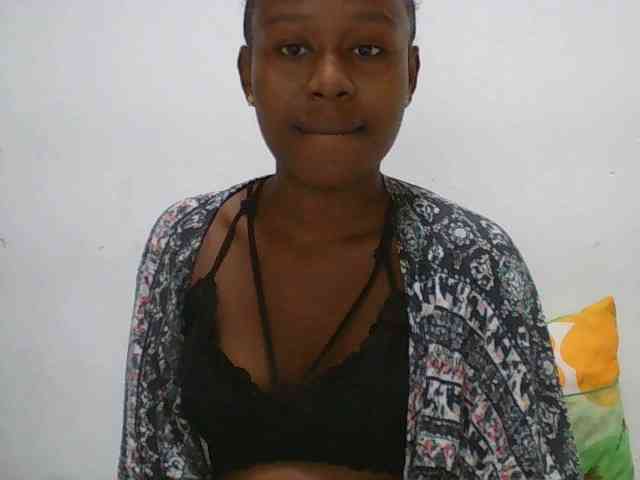 Zinah1 webcam