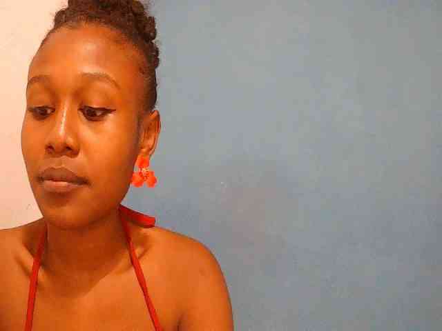 Zinah1 webcam