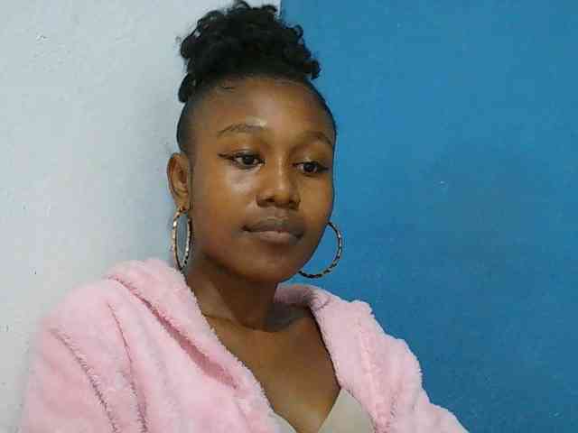 Zinah1 webcam