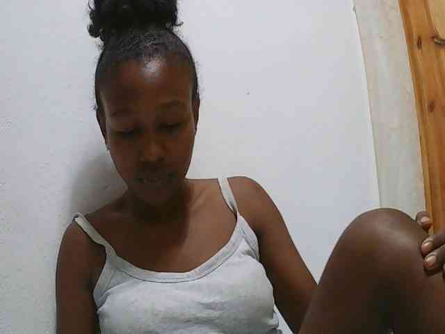 Zinah1 webcam