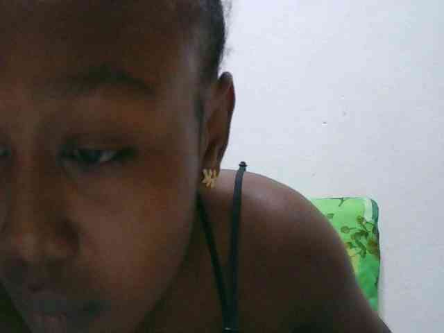 Zinah1 webcam
