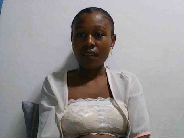 Zinah1 webcam