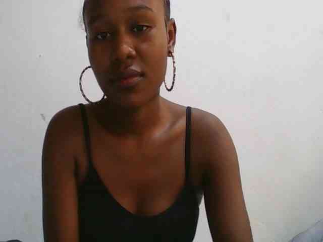 Zinah1 webcam