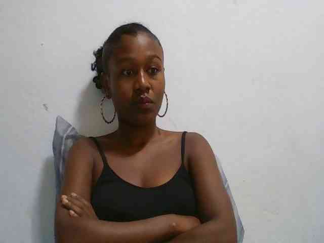 Zinah1 webcam