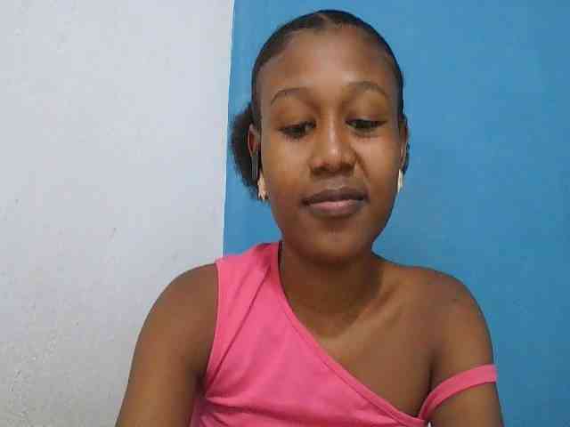 Zinah1 webcam
