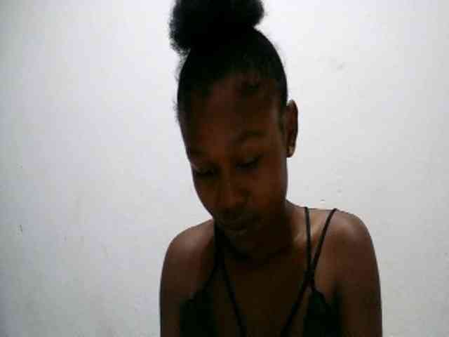 Zinah1 webcam