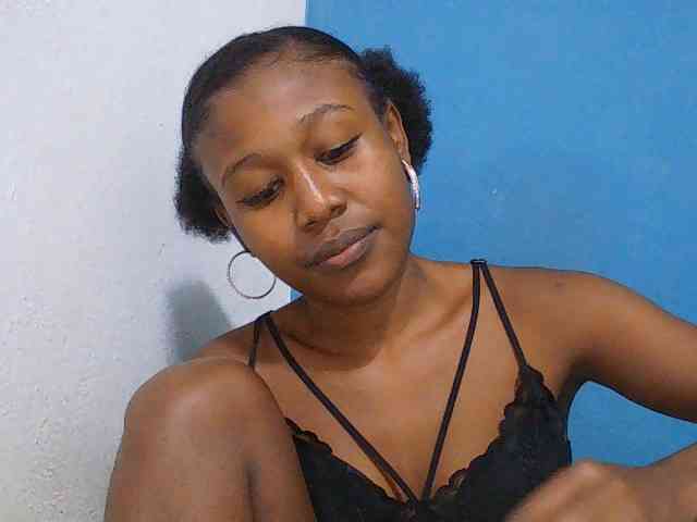 Zinah1 webcam