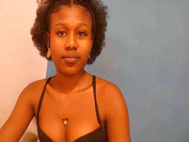 Zinah1 webcam